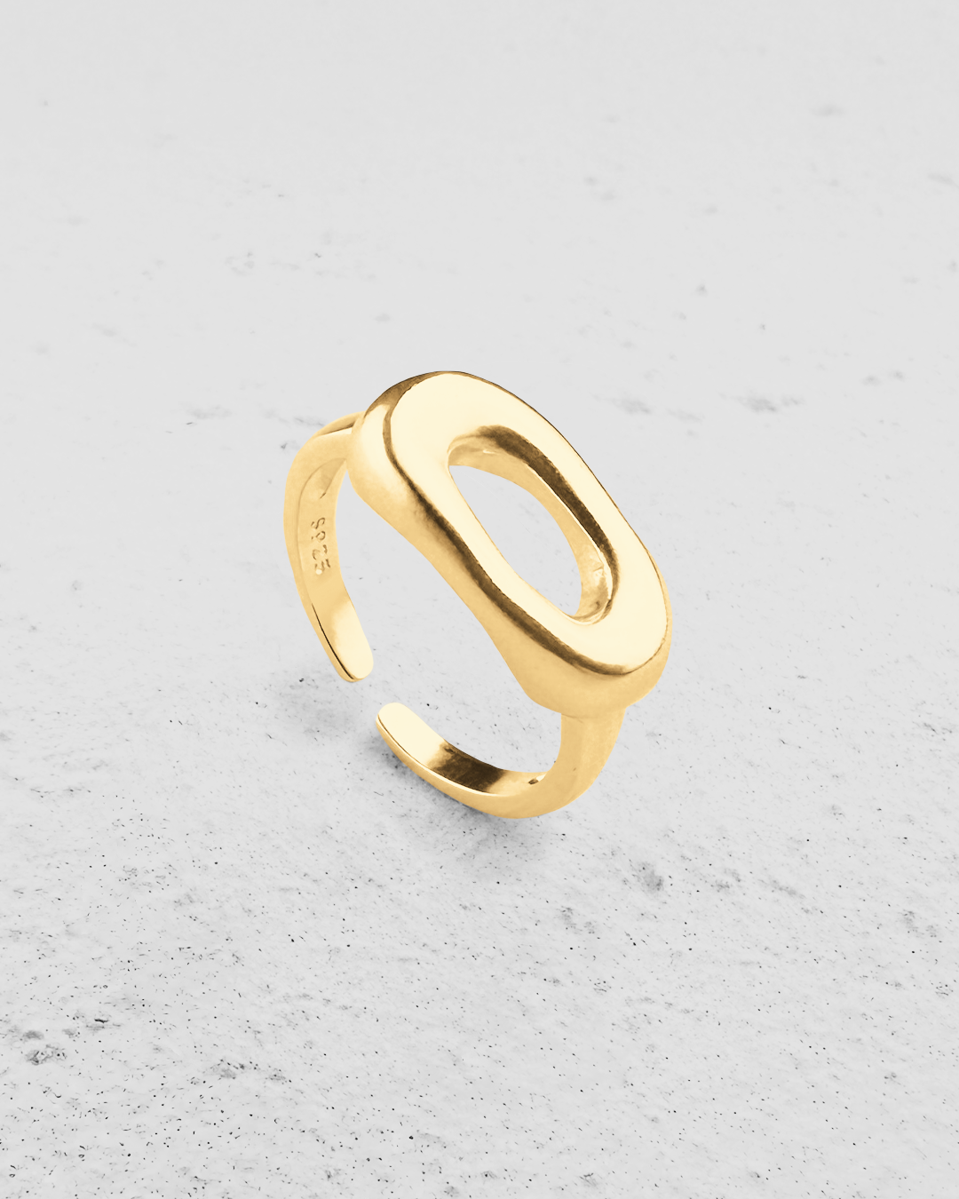 Graceful Gold Ring